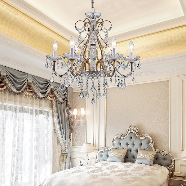 لوستر کلاسیک برای اتاق خواب بزرگ