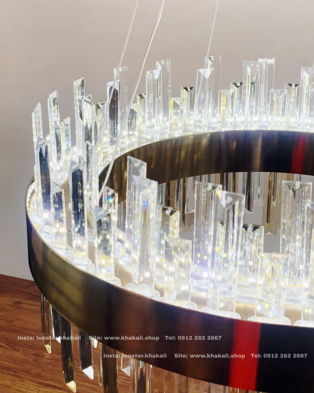 Alternative view of لوستر گرد کریستالی مدرن طرح لوتوس