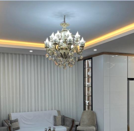 نمونه لوستر کلاسیک برای پذیرایی